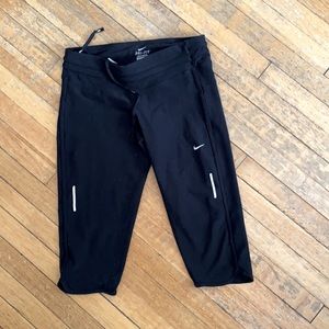 nike capri leggings size m